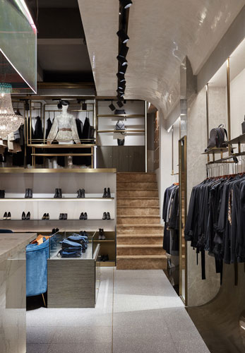廣州展廳設(shè)計公司莆田左右高端女裝服裝店裝修設(shè)計